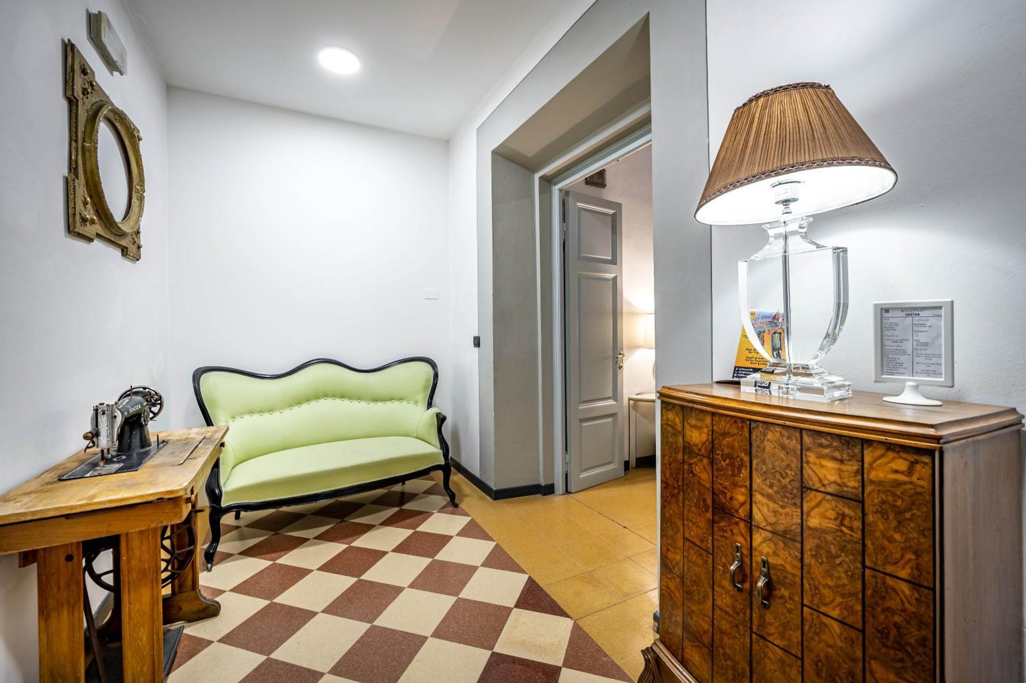 Yid Gramsci Apartment Флоренция Екстериор снимка