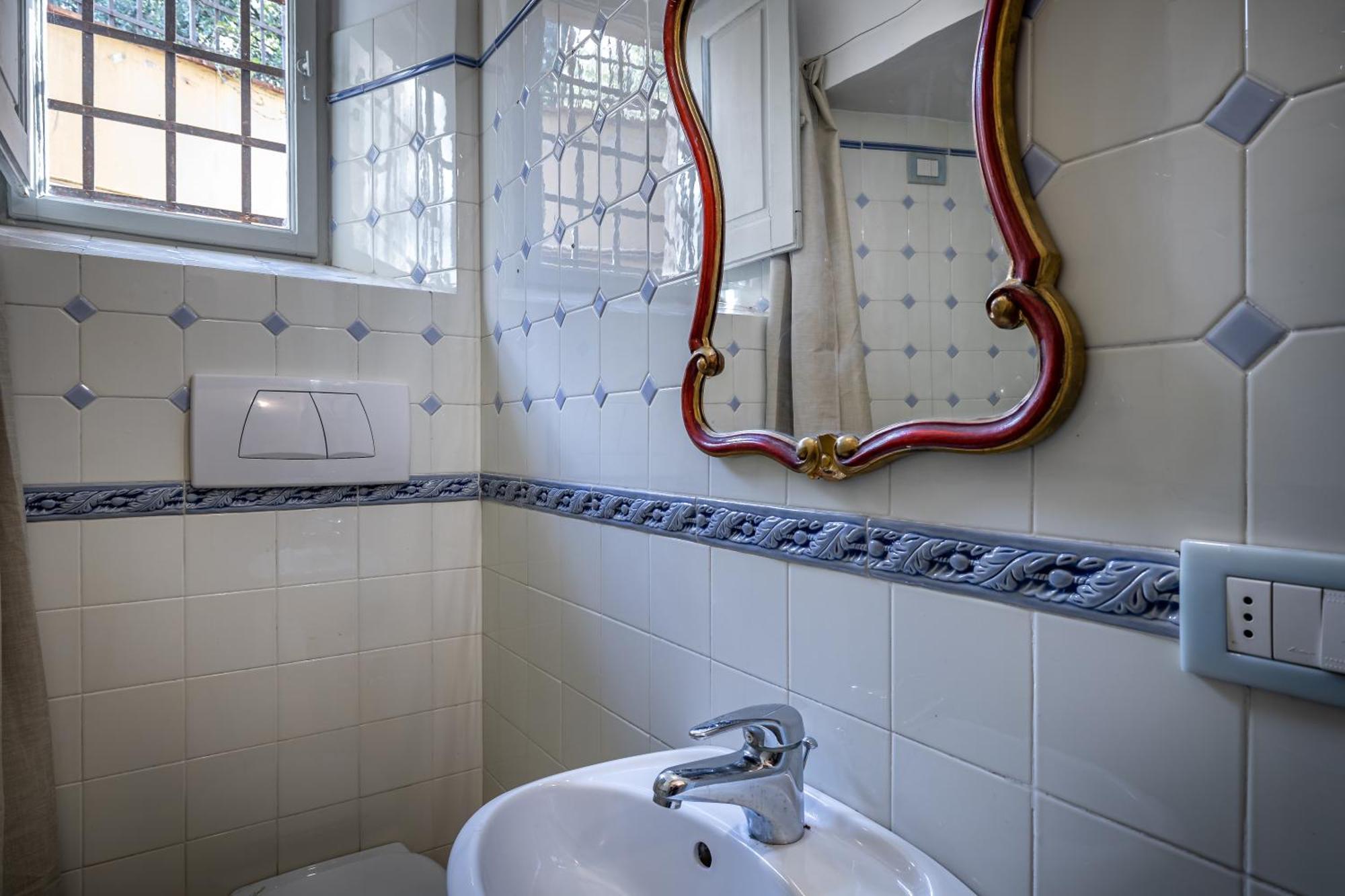 Yid Gramsci Apartment Флоренция Екстериор снимка
