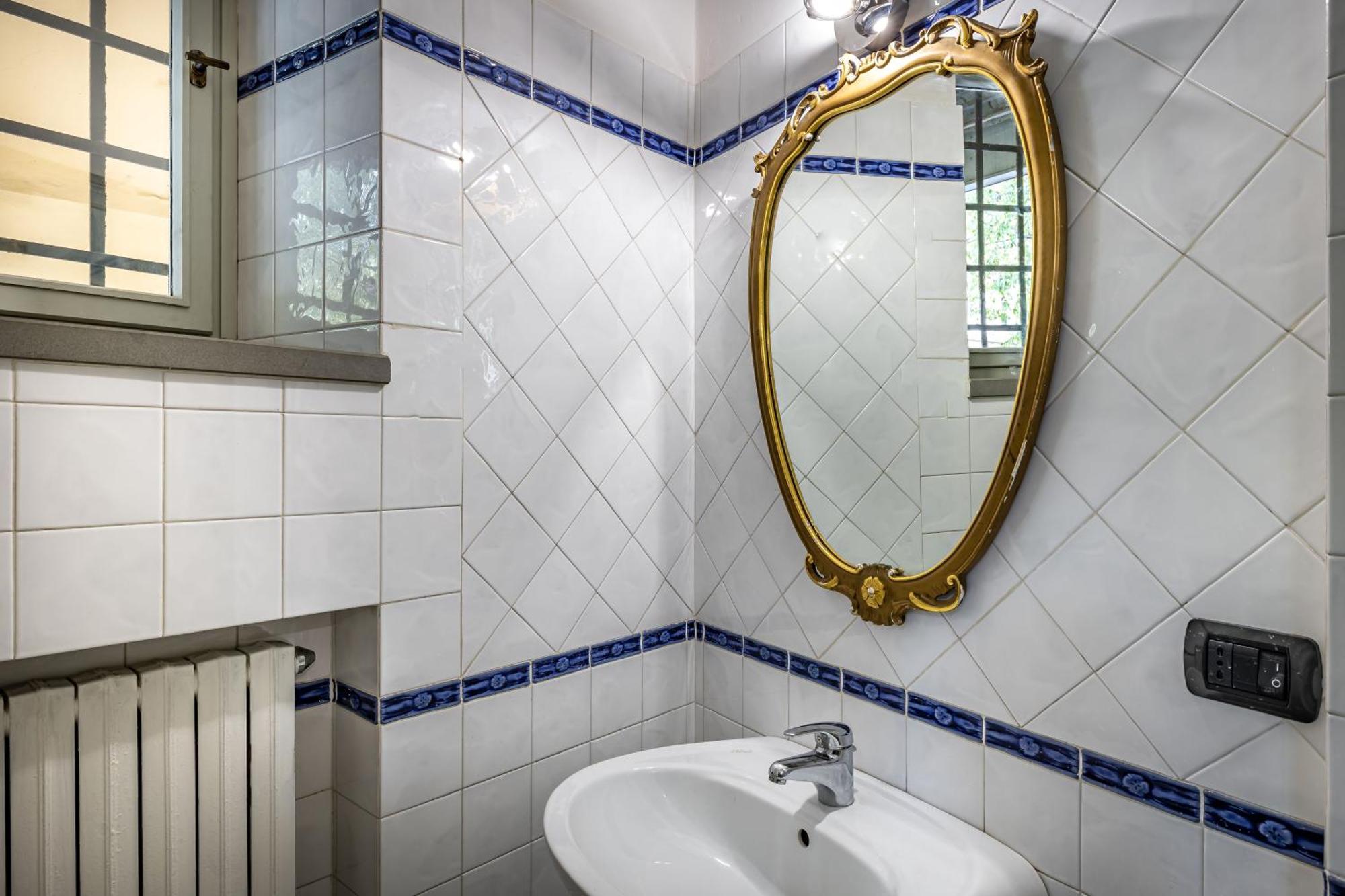 Yid Gramsci Apartment Флоренция Екстериор снимка